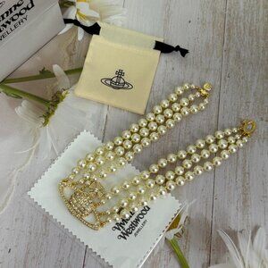 Gold Triple Pearl Necklace with diamonds